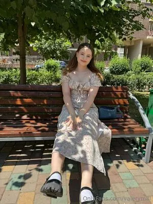 Valerymill OnlyFans Leaked Free Thumbnail Picture - #4KxIQDOjL9