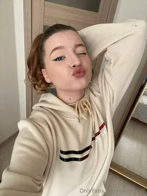 Valerymill OnlyFans Leaked Free Thumbnail Picture - #Itimzo1l7X