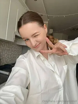 Valerymill OnlyFans Leaked Free Thumbnail Picture - #KM03wDyaUy