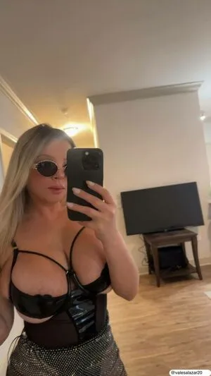 Valesalazar20 OnlyFans Leaked Free Thumbnail Picture - #Z8EJnpWzGl
