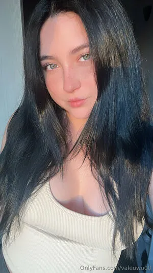 Valeuwu00 OnlyFans Leaked Free Thumbnail Picture - #QaNgOCk6Yo