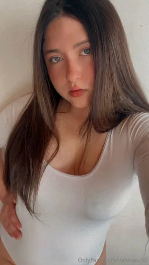 Valeuwu00 OnlyFans Leaked Free Thumbnail Picture - #ePsWrIuXa1