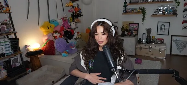 Valkyrae OnlyFans Leaked Free Thumbnail Picture - #SRSLFoH2Xt