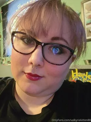 Valkyriekitten88 OnlyFans Leaked Free Thumbnail Picture - #avigERNRXD