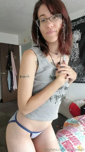 Valleriestarr OnlyFans Leaked Free Thumbnail Picture - #apDOP6Uecn