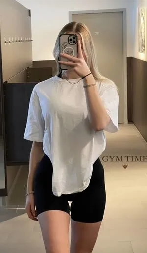 Vallixpauline OnlyFans Leaked Free Thumbnail Picture - #1Qryqd7NBN