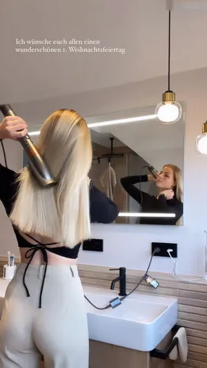 Vallixpauline OnlyFans Leaked Free Thumbnail Picture - #2Y6FPf3tXi