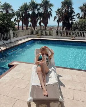 Vallixpauline OnlyFans Leaked Free Thumbnail Picture - #3cuvVqqmBC