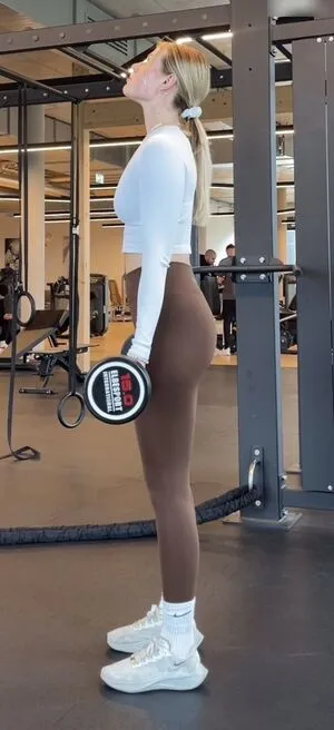 Vallixpauline OnlyFans Leaked Free Thumbnail Picture - #5HGxjS8Nbd