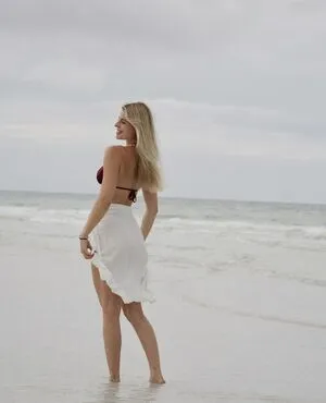 Vallixpauline OnlyFans Leaked Free Thumbnail Picture - #8KaoZeWqVV