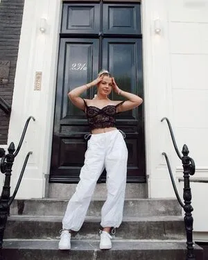 Vallixpauline OnlyFans Leaked Free Thumbnail Picture - #8d5pfMgfav