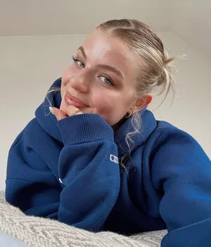 Vallixpauline OnlyFans Leaked Free Thumbnail Picture - #8zIgJSdWuJ