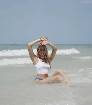 Vallixpauline OnlyFans Leaked Free Thumbnail Picture - #9HmriflC4j