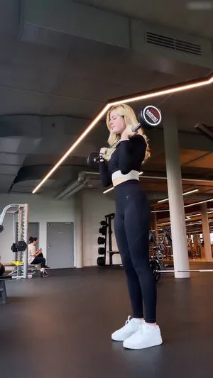 Vallixpauline OnlyFans Leaked Free Thumbnail Picture - #9oeKFLcNf7