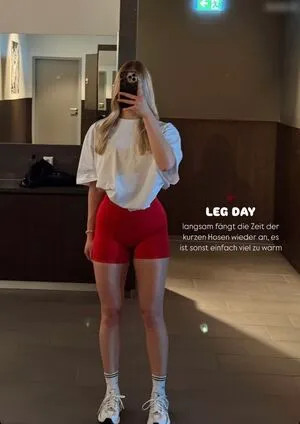 Vallixpauline OnlyFans Leaked Free Thumbnail Picture - #D4wb3cKCWE