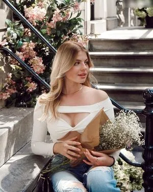 Vallixpauline OnlyFans Leaked Free Thumbnail Picture - #DW7dMs3Ug5