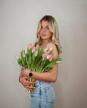 Vallixpauline OnlyFans Leaked Free Thumbnail Picture - #LbuicnRkva