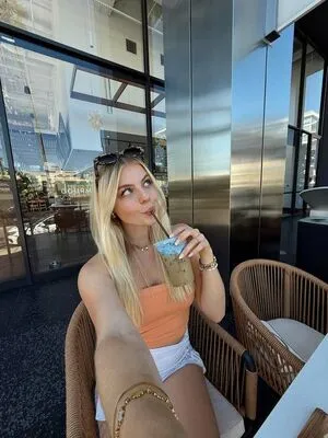 Vallixpauline OnlyFans Leaked Free Thumbnail Picture - #M057fwfPBA