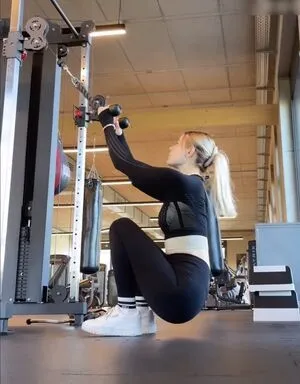 Vallixpauline OnlyFans Leaked Free Thumbnail Picture - #P82gna8AGh