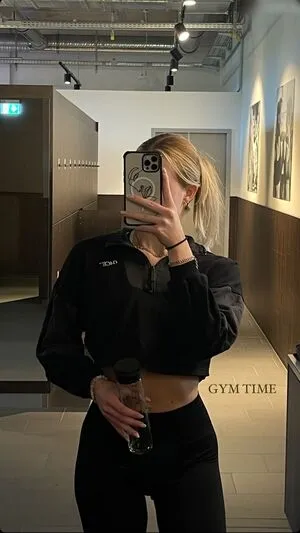 Vallixpauline OnlyFans Leaked Free Thumbnail Picture - #aEI4ATTzxd