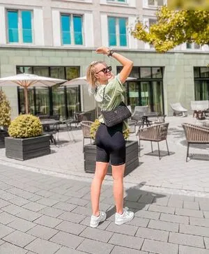 Vallixpauline OnlyFans Leaked Free Thumbnail Picture - #eAl3Uo9uWI