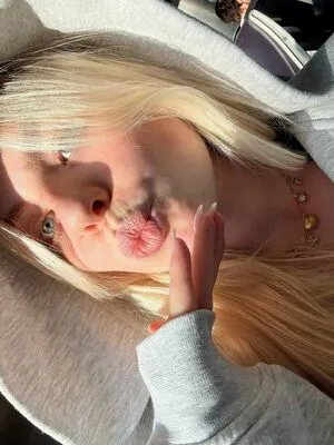 Vallixpauline OnlyFans Leaked Free Thumbnail Picture - #eqW9aBZt0u