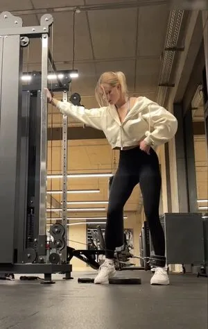 Vallixpauline OnlyFans Leaked Free Thumbnail Picture - #gnrJGYvlxd