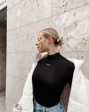 Vallixpauline OnlyFans Leaked Free Thumbnail Picture - #hLsEneNiqy