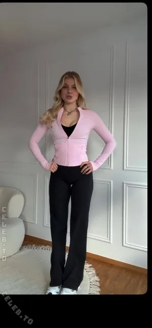 Vallixpauline OnlyFans Leaked Free Thumbnail Picture - #inm7bcsSaf