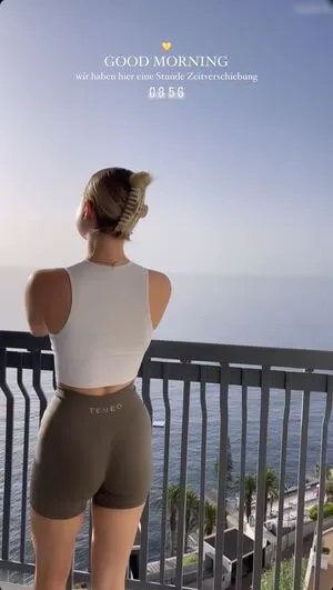 Vallixpauline OnlyFans Leaked Free Thumbnail Picture - #j8KJpitIxd