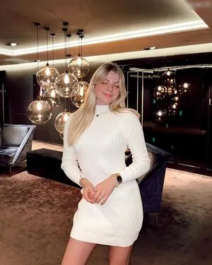 Vallixpauline OnlyFans Leaked Free Thumbnail Picture - #jDvERONUEs