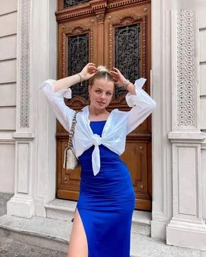 Vallixpauline OnlyFans Leaked Free Thumbnail Picture - #n7x9KucGvz