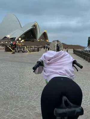 Vallixpauline OnlyFans Leaked Free Thumbnail Picture - #rG0VnV36IP