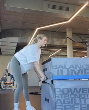 Vallixpauline OnlyFans Leaked Free Thumbnail Picture - #v7zoY7hrEb