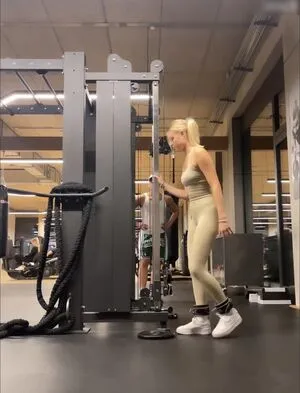 Vallixpauline OnlyFans Leaked Free Thumbnail Picture - #wj6cykzWr1