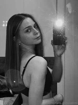 Vallmi OnlyFans Leaked Free Thumbnail Picture - #OTd7Dj0NKc