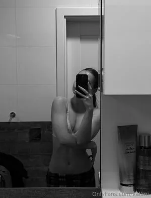 Vallmi OnlyFans Leaked Free Thumbnail Picture - #OaiePPeUaC