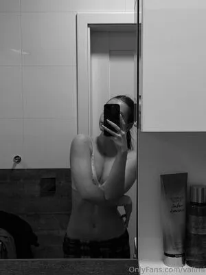 Vallmi OnlyFans Leaked Free Thumbnail Picture - #QzkSwOIkj4
