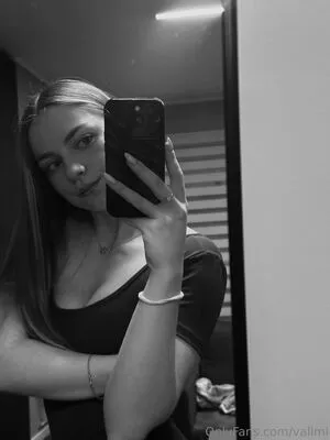 Vallmi OnlyFans Leaked Free Thumbnail Picture - #YWrmNmYNyr