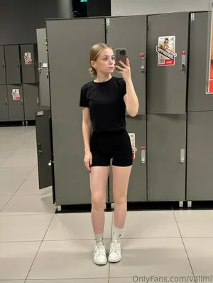 Vallmi OnlyFans Leaked Free Thumbnail Picture - #lij9TSXP5W