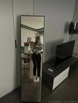 Vallmi OnlyFans Leaked Free Thumbnail Picture - #oQQ9EwQ1kT
