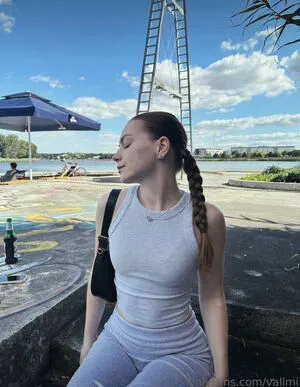 Vallmi OnlyFans Leaked Free Thumbnail Picture - #zlFt2hGB6F