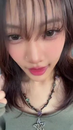 Valniez OnlyFans Leaked Free Thumbnail Picture - #IaD7sCT0tW