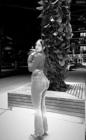 Valonaash OnlyFans Leaked Free Thumbnail Picture - #1RFwQ9Mnz2