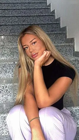 Valonaash OnlyFans Leaked Free Thumbnail Picture - #5sLFZOD8I7