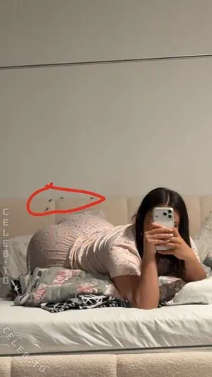 Valonaash OnlyFans Leaked Free Thumbnail Picture - #P0eq9zaVa1