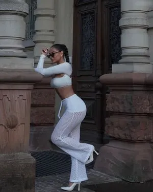 Valonaash OnlyFans Leaked Free Thumbnail Picture - #Tk0Uhwz0Bj