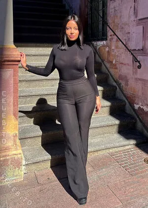 Valonaash OnlyFans Leaked Free Thumbnail Picture - #XLQHT7xqKM