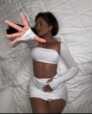 Valonaash OnlyFans Leaked Free Thumbnail Picture - #uVpOfMkLiD