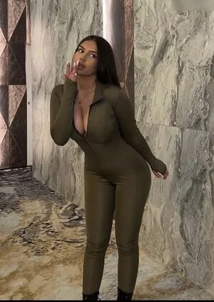 Valonaash OnlyFans Leaked Free Thumbnail Picture - #wPNSAat3tS